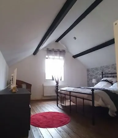 Charmante Petite Maison Meublee Holiday home Le Vernet (Allier)