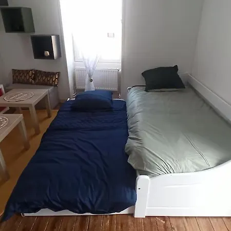 Charmante Petite Maison Meublee *
